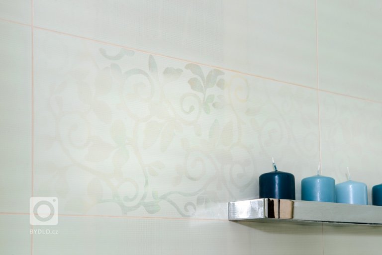 add picture to album