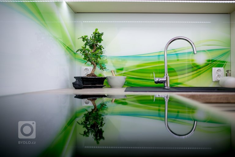 Moderní kuchyně v novostavbě