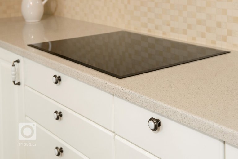 add picture to album