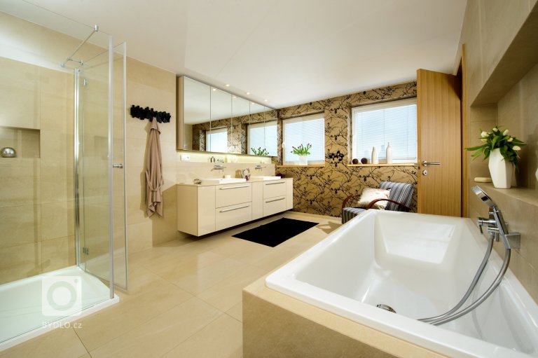 add picture to album