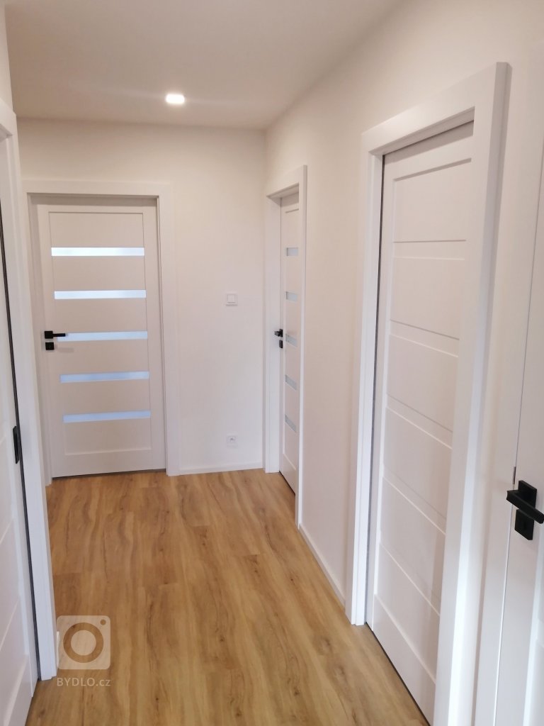 add picture to album