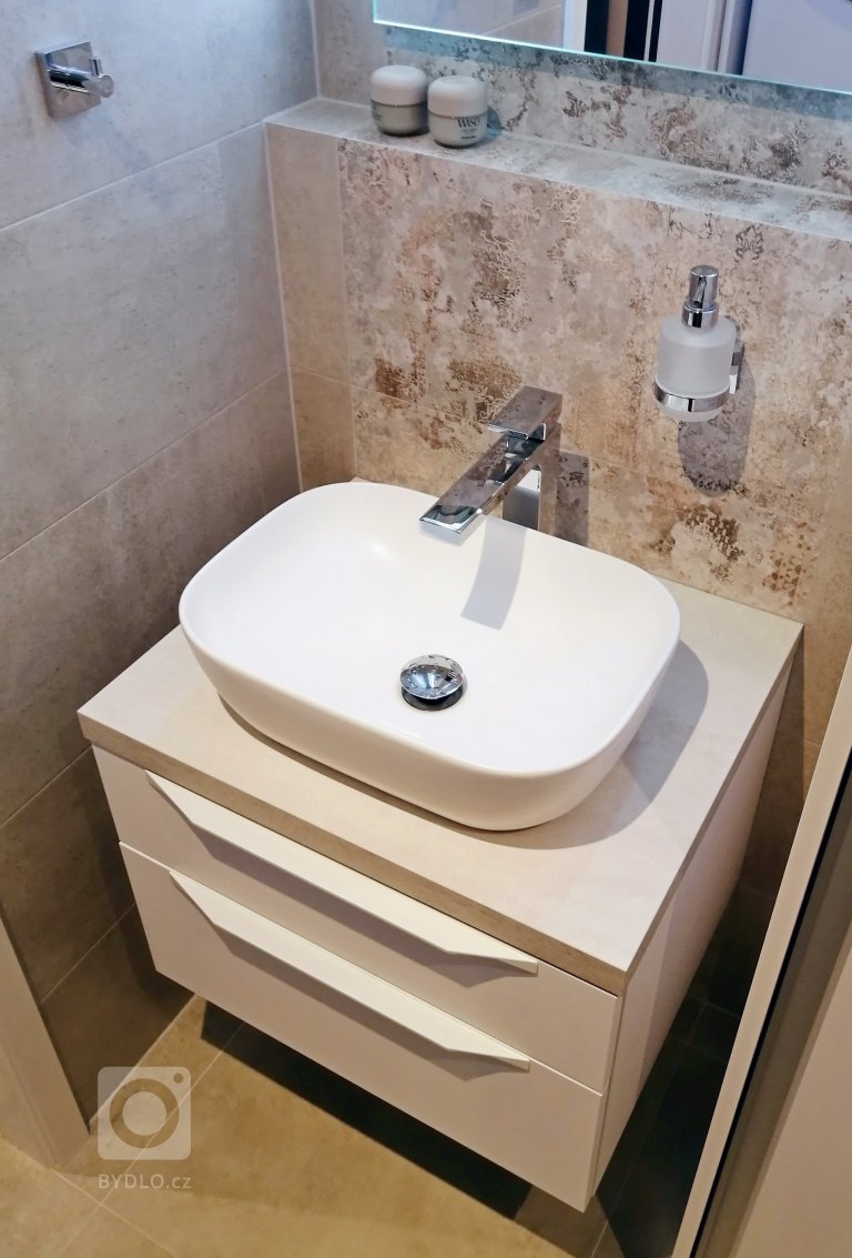 add picture to album