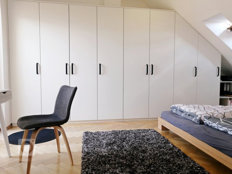 add picture to album