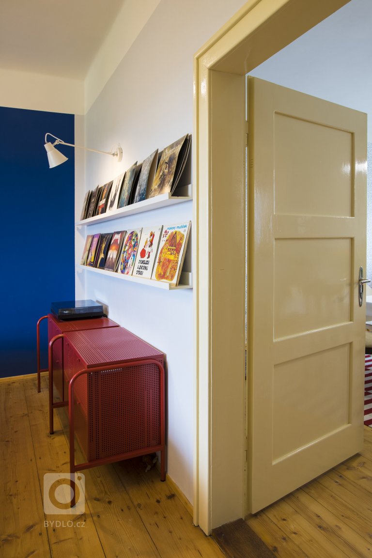 add picture to album