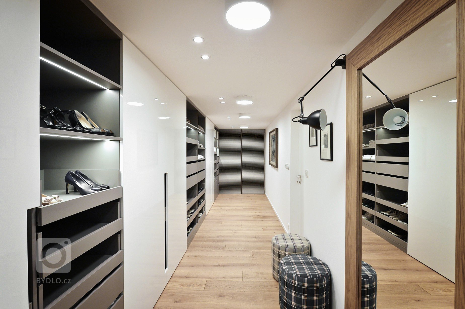 zimní šatna a sklad sportovního náčinní