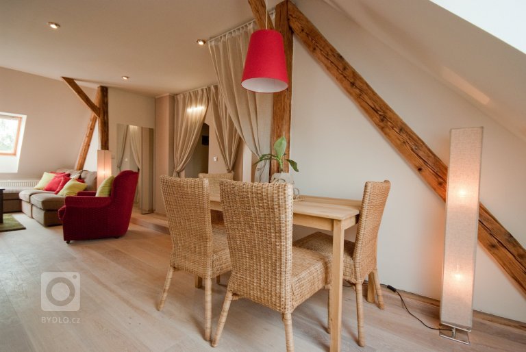 add picture to album