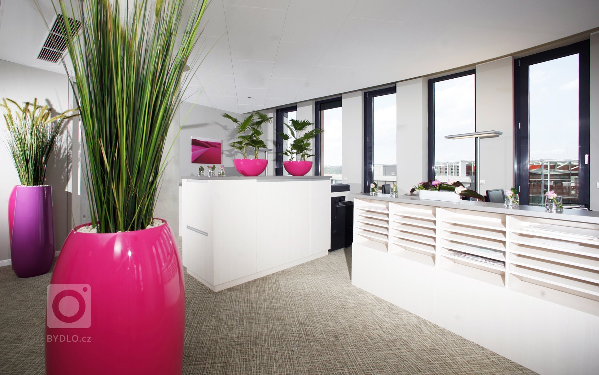 Návrh interiéru kanceláře a zasedací místnosti generálního ředitele ČPP v Karlíně.&nbsp;
