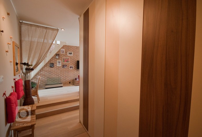 add picture to album