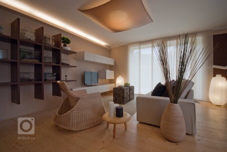 add picture to album