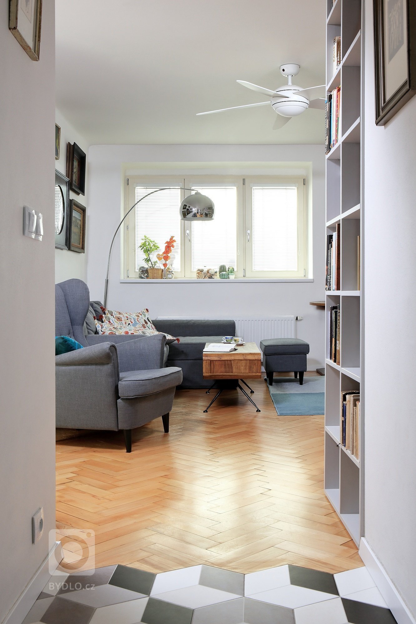 Retro frčí, letí, zkrátka je in a&nbsp;není se co divit, vždyť mnoho nábytkových kousků z&nbsp;historie, ať už té dávné anebo pouhých pár desítek let staré je…