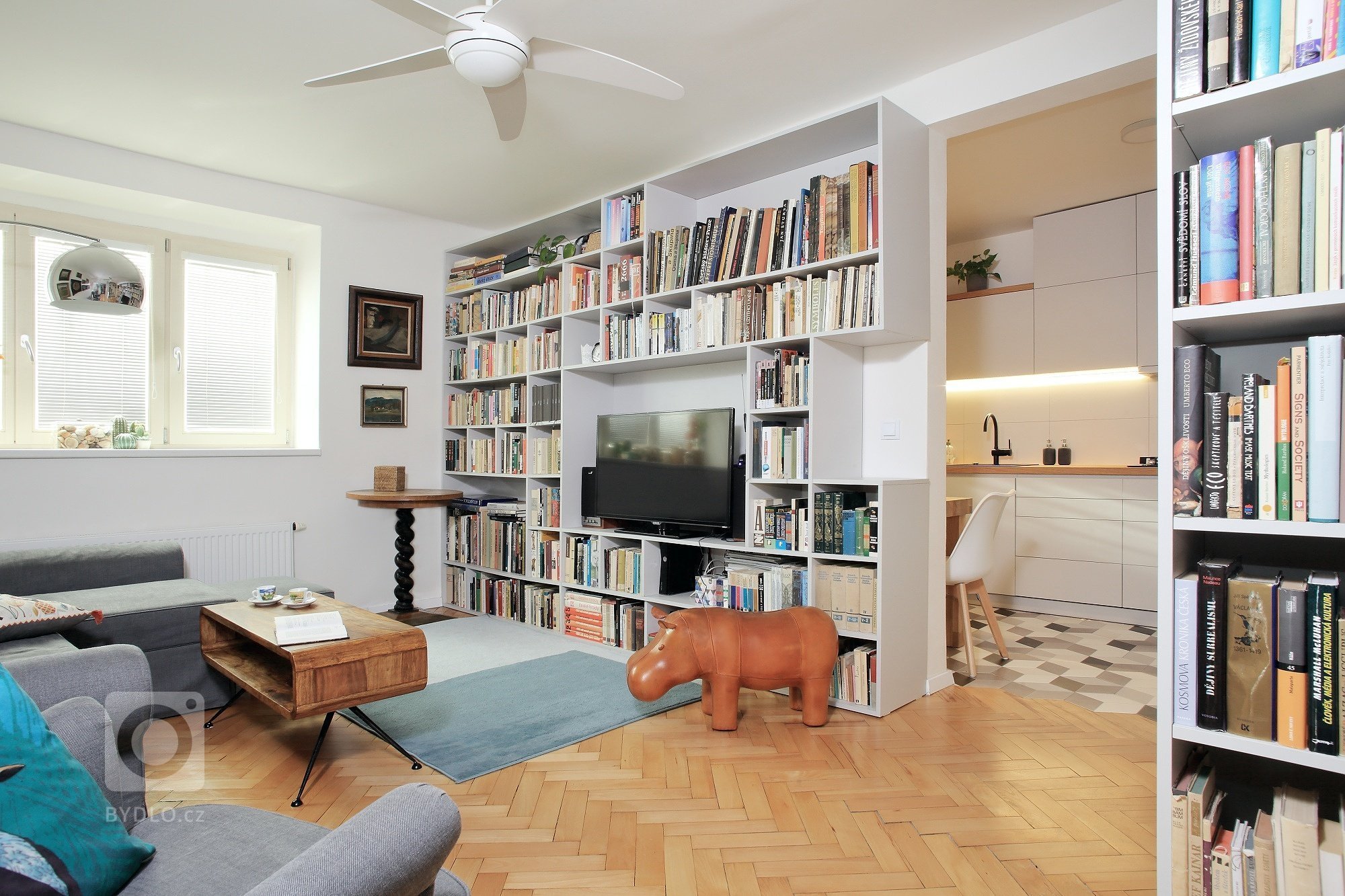 Retro frčí, letí, zkrátka je in a&nbsp;není se co divit, vždyť mnoho nábytkových kousků z&nbsp;historie, ať už té dávné anebo pouhých pár desítek let staré je…