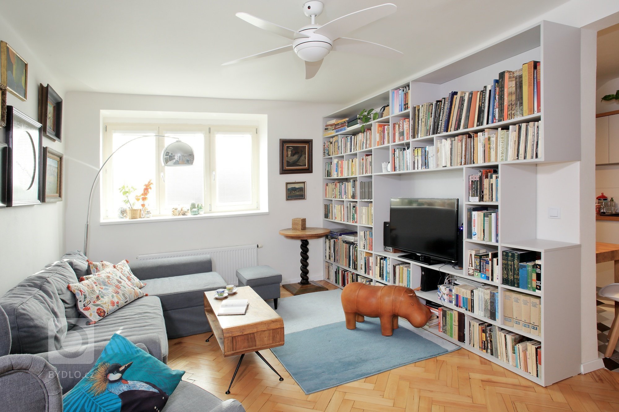 Retro frčí, letí, zkrátka je in a&nbsp;není se co divit, vždyť mnoho nábytkových kousků z&nbsp;historie, ať už té dávné anebo pouhých pár desítek let staré je…