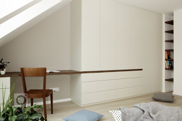 add picture to album