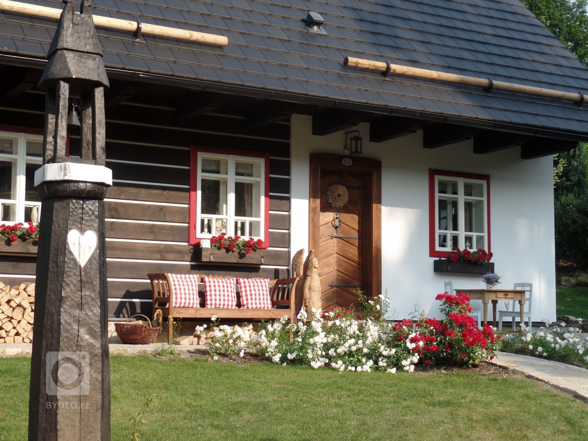 Chaloupka kde se zastavil čas, vrátí Vás o několik desetiletí zpět.
