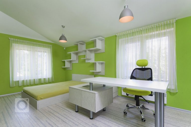 add picture to album