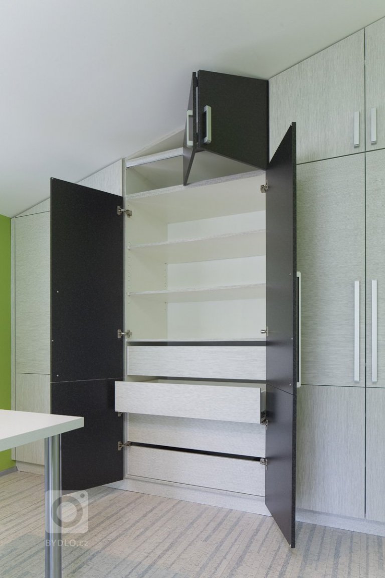 add picture to album