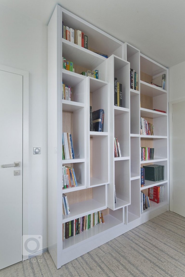 add picture to album