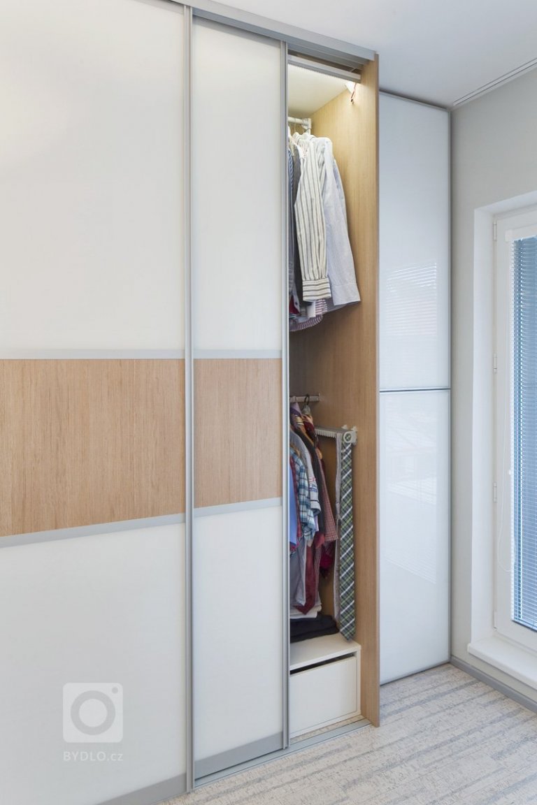 add picture to album