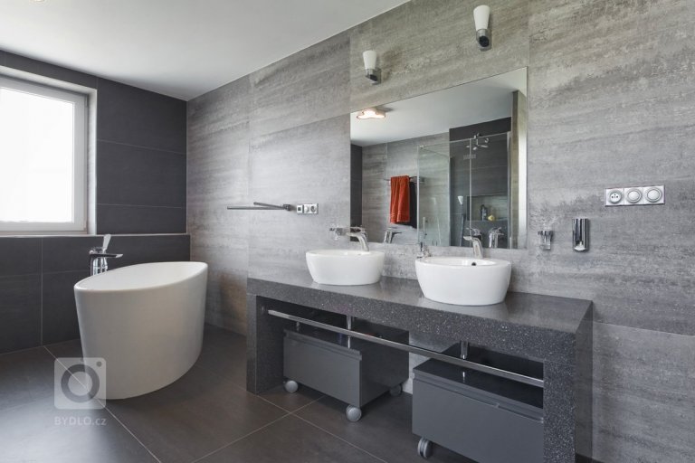 add picture to album