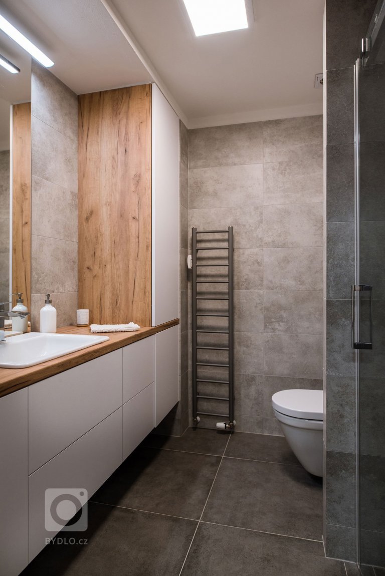 add picture to album