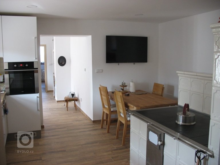 add picture to album