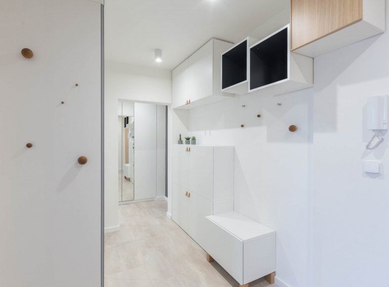 Majitelé mi svěřili kompletní rekonstrukci od návrhu až po realizaci. Smyslem celého projektu bylo umožnit majitelům tři základní hodnoty budoucího bytu. 1.…