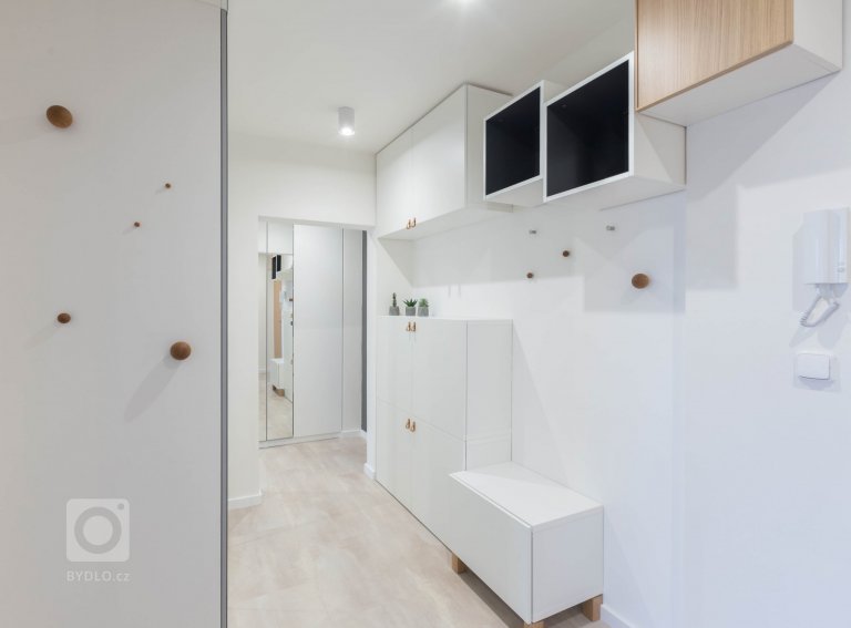 add picture to album