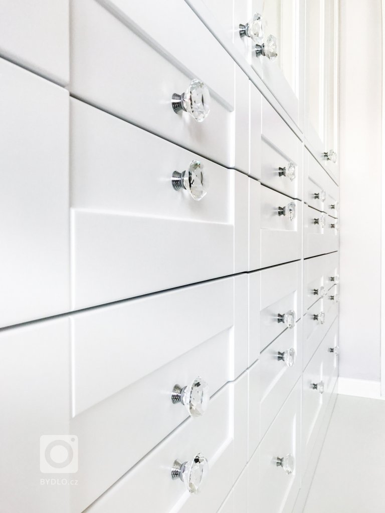 add picture to album