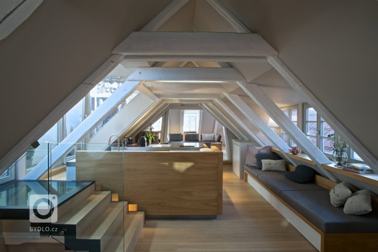 add picture to album