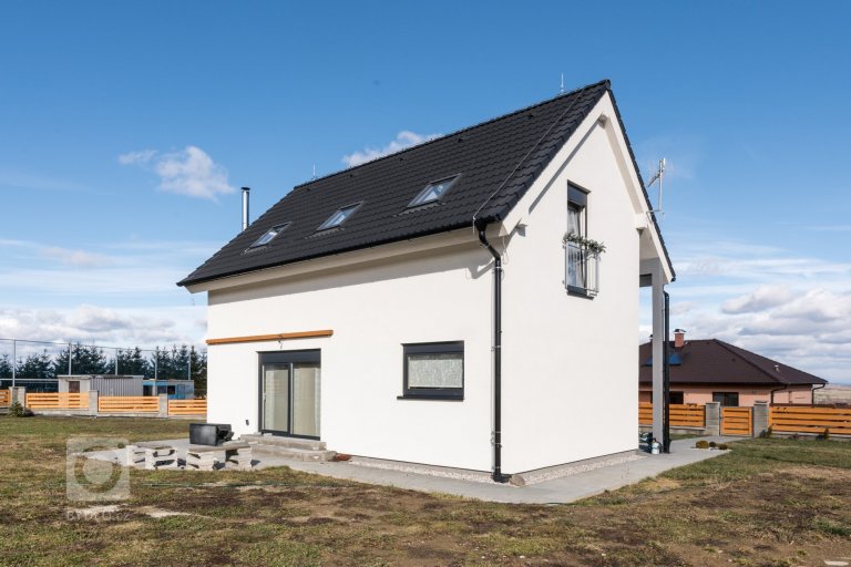 add picture to album