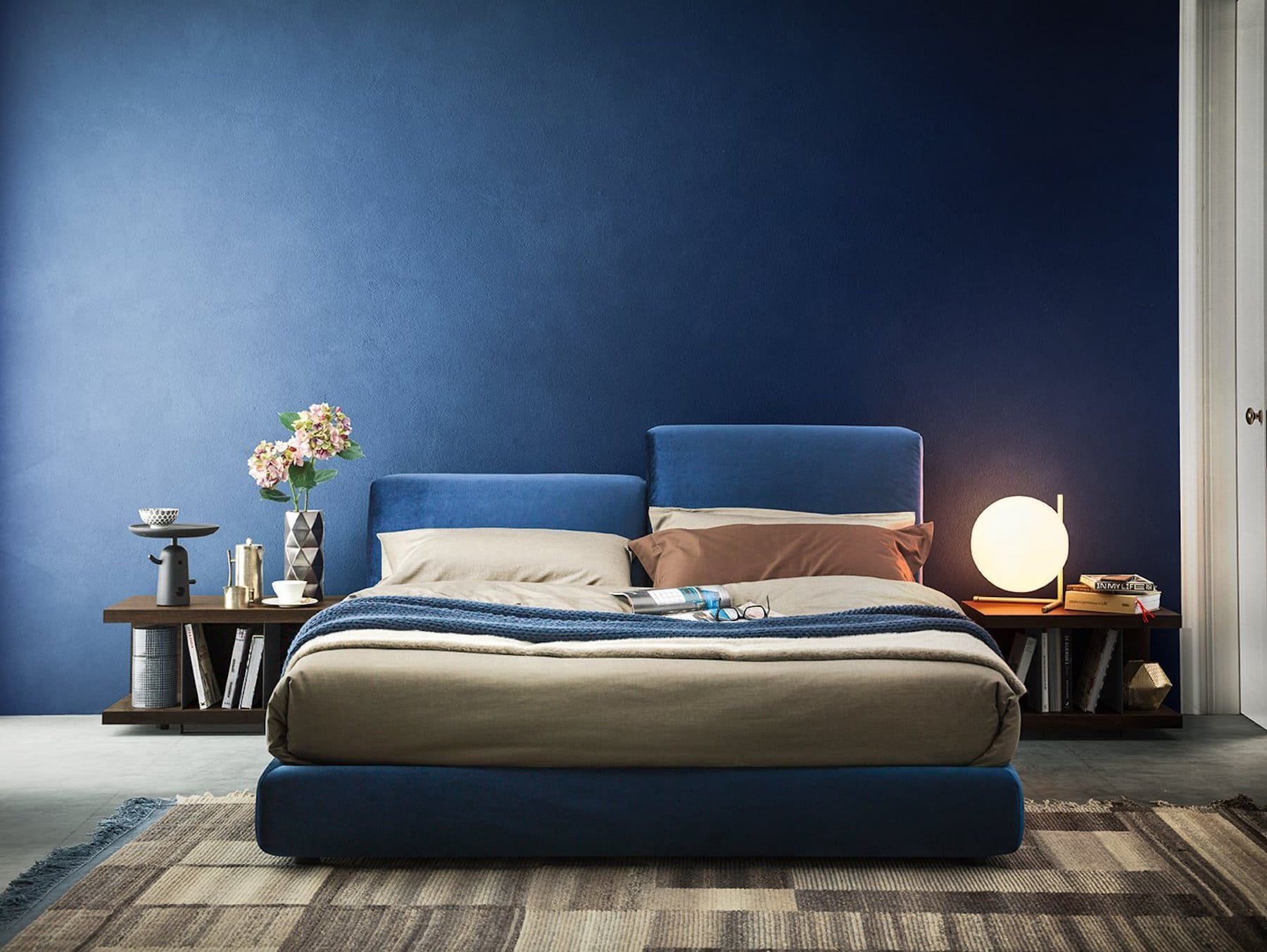 Barvou roku 2020 - classic blue