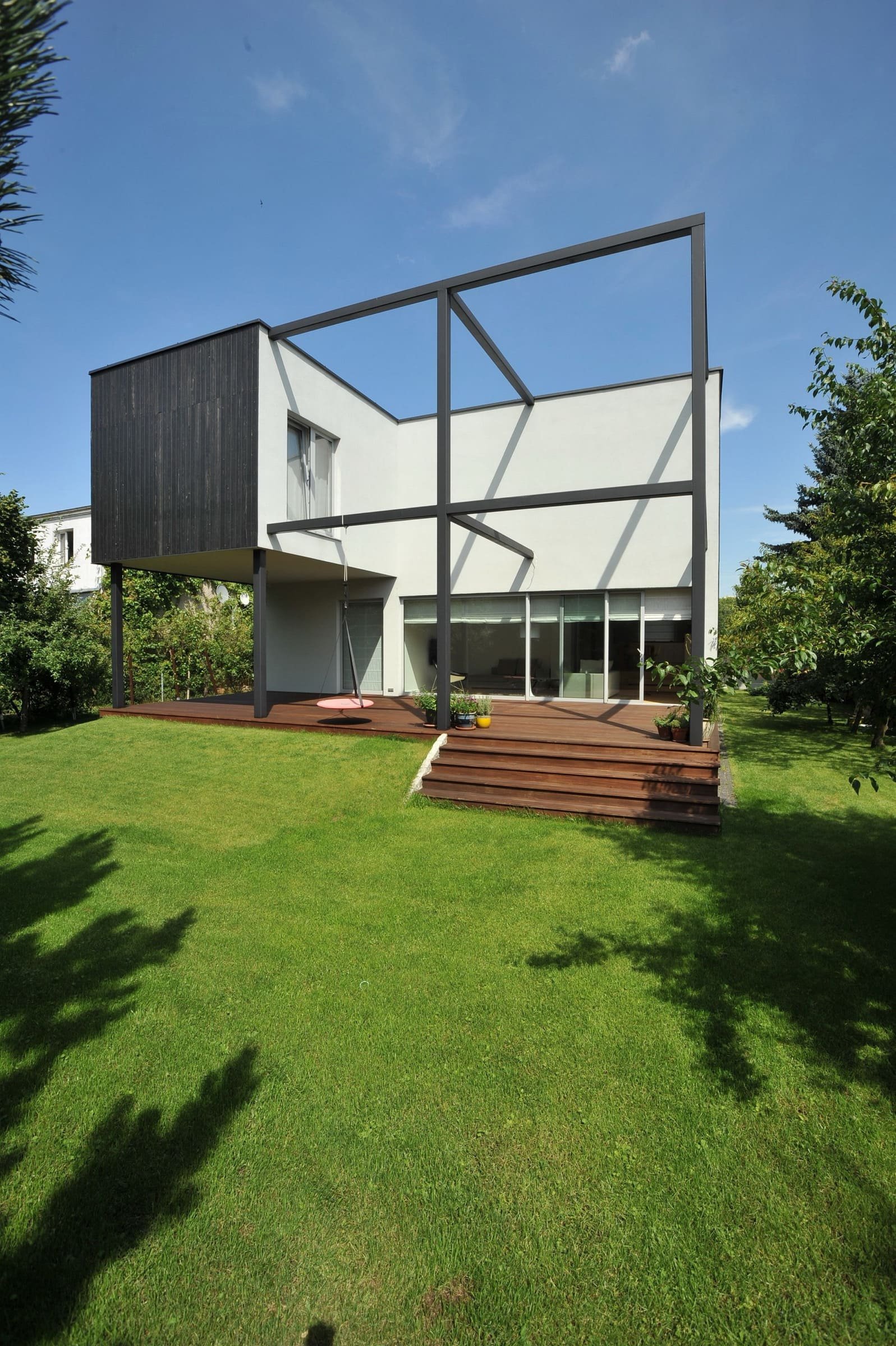 Dům jako černá krychle