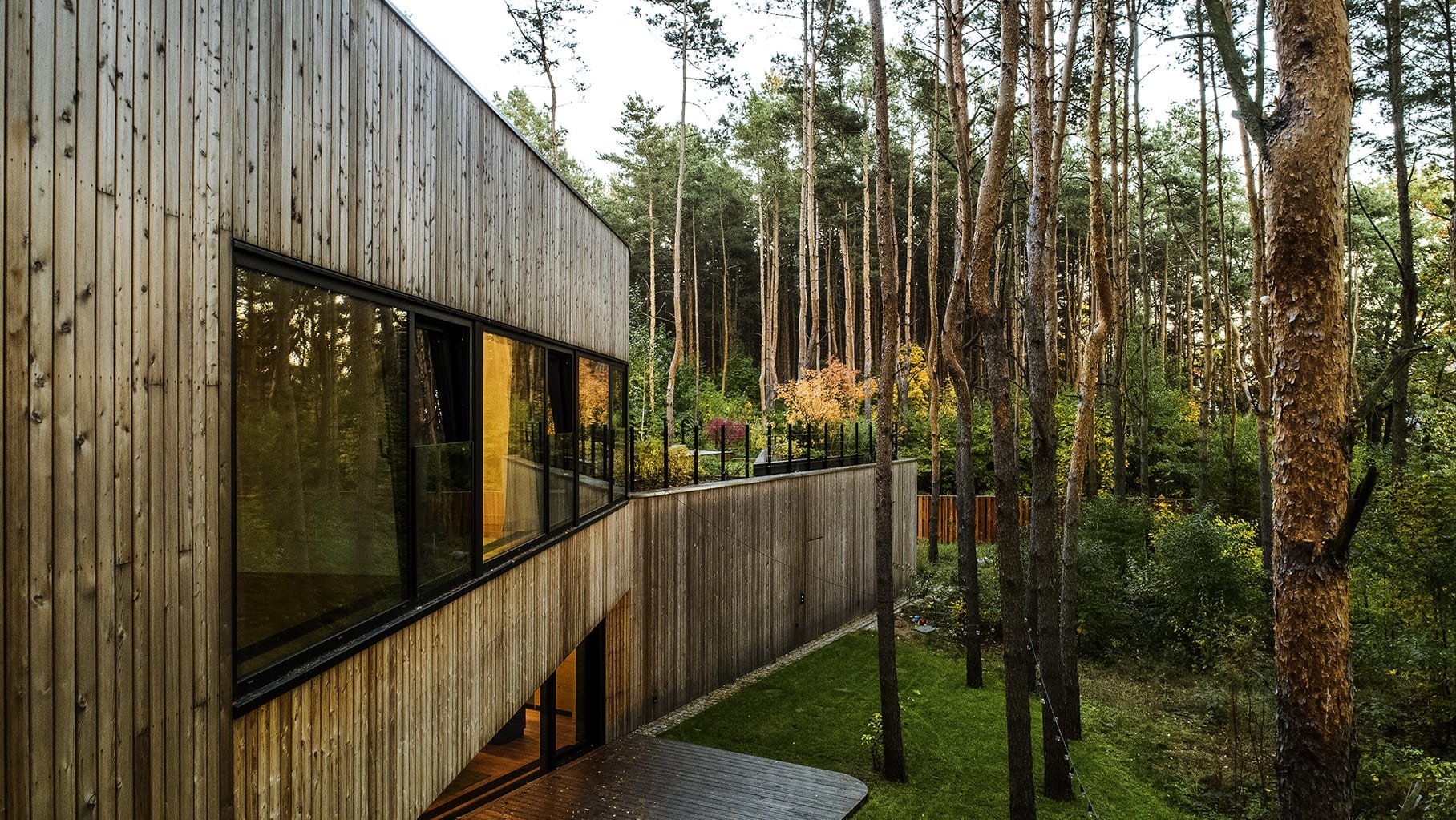 Dům mezi stromy, přesto v hlavním městě