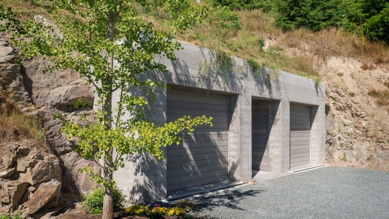 Dům obklopený přírodou