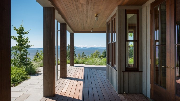 Dům obklopený přírodou