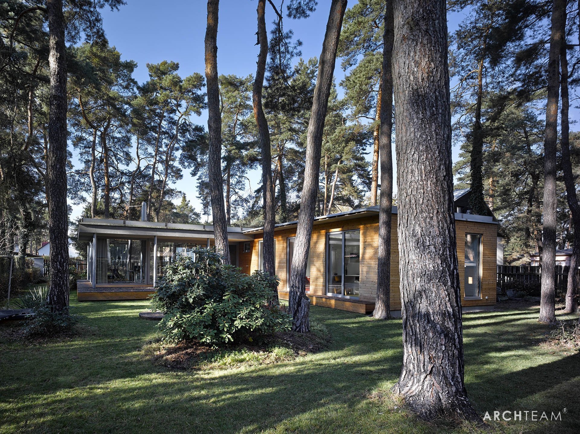 Dům pod korunami borovic