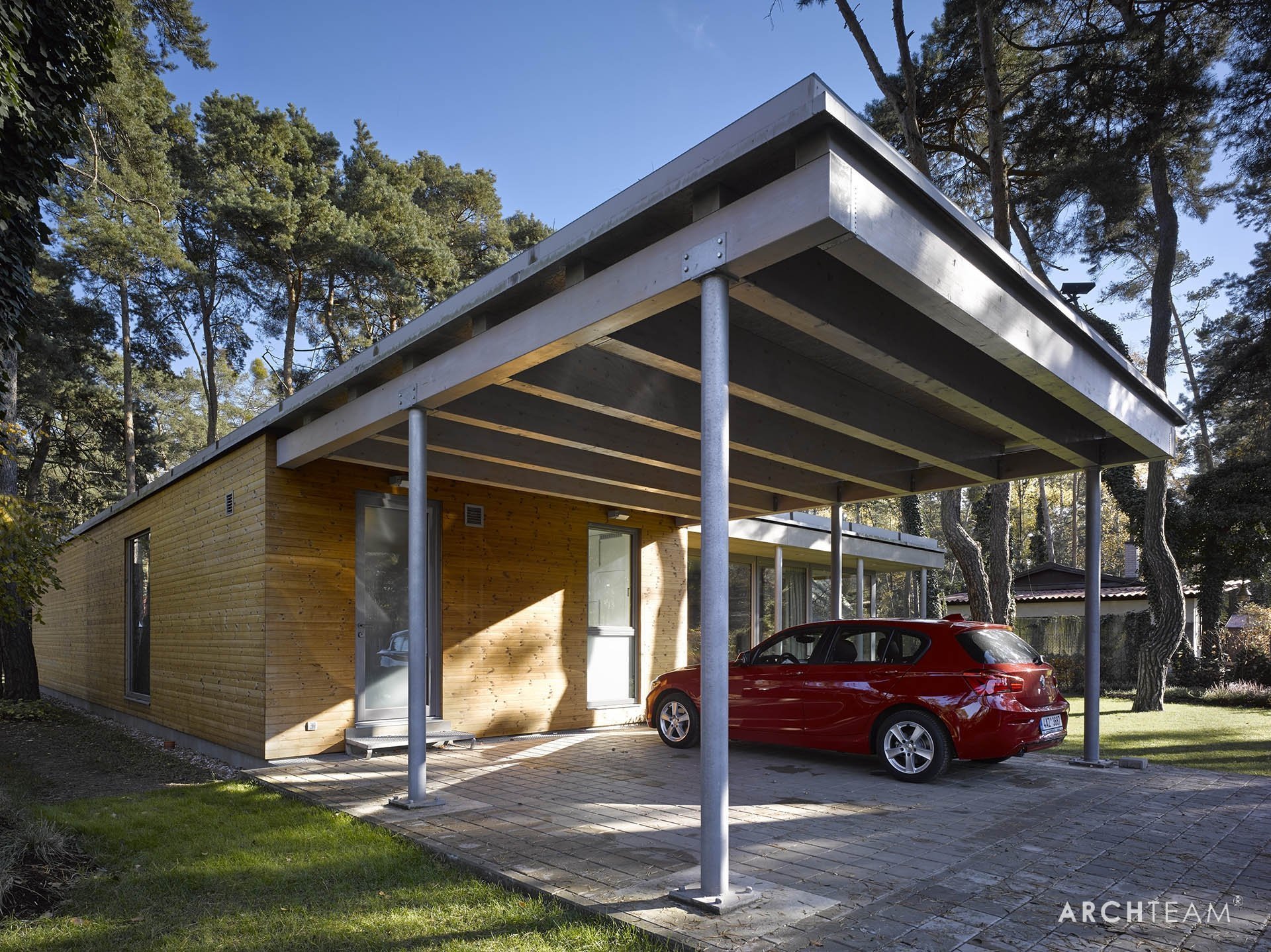 Dům pod korunami borovic