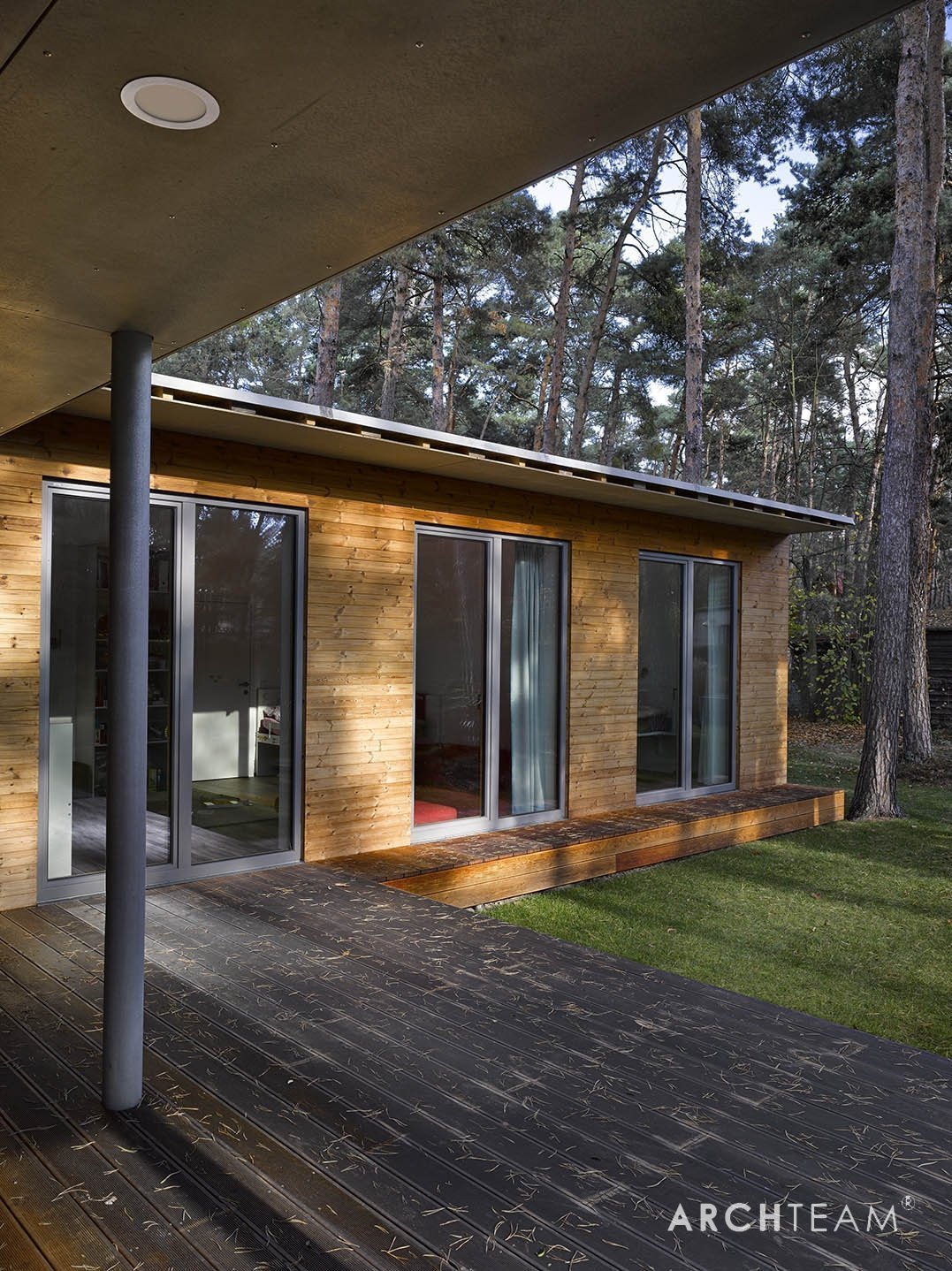 Dům pod korunami borovic