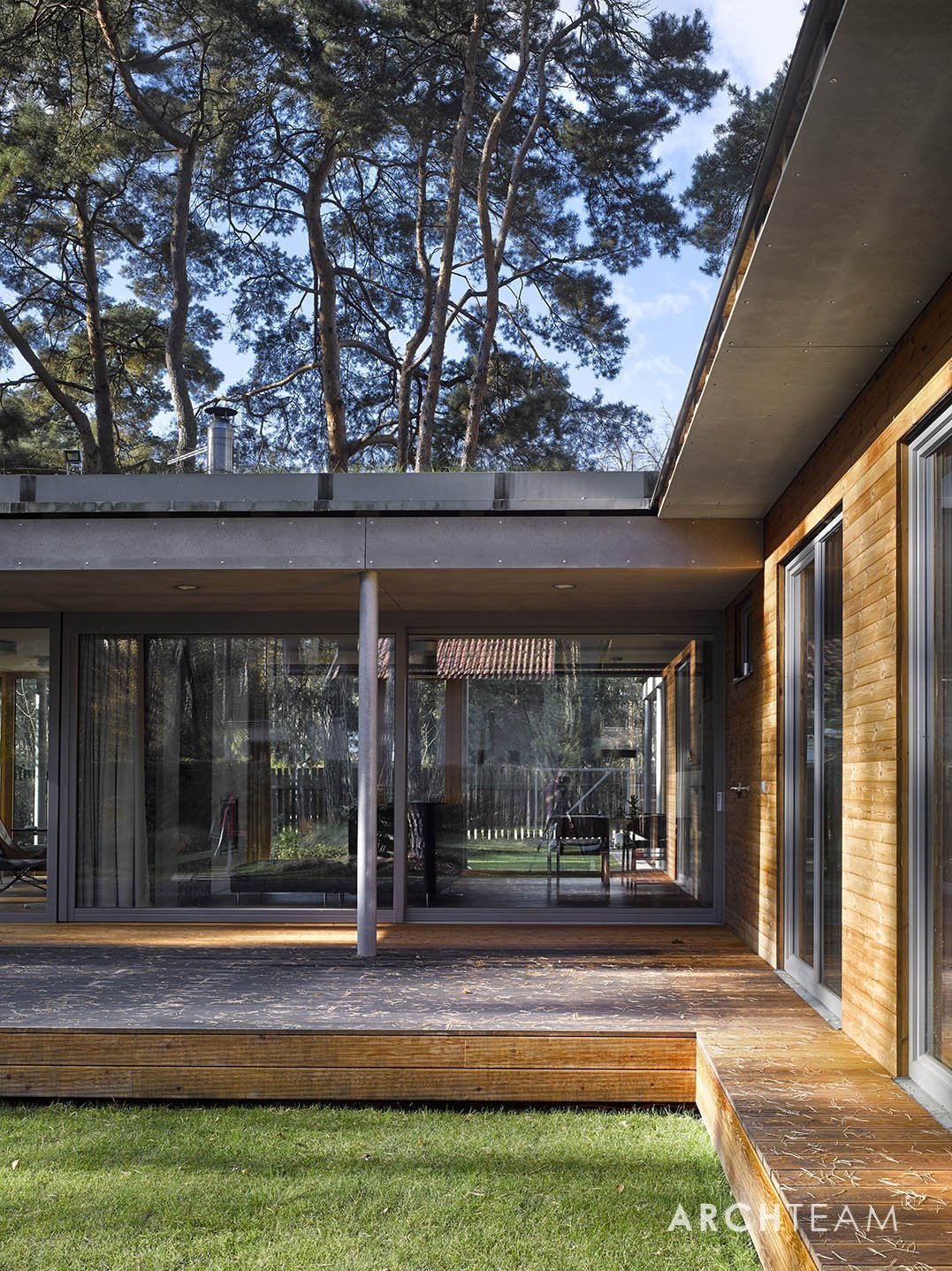 Dům pod korunami borovic