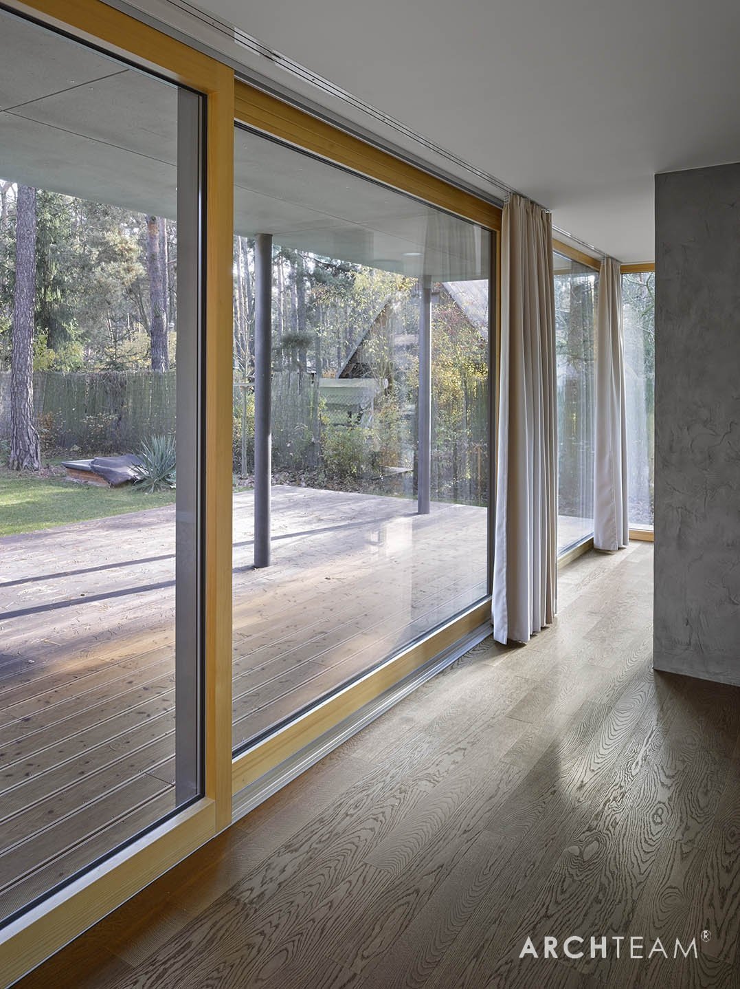 Dům pod korunami borovic