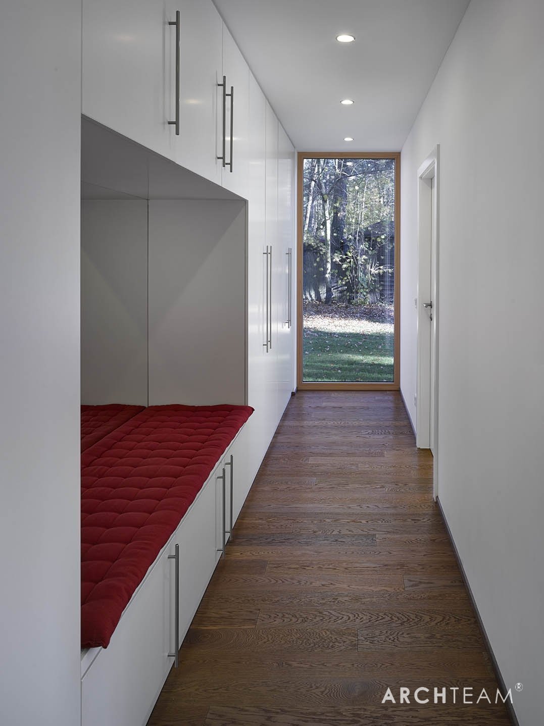 Dům pod korunami borovic