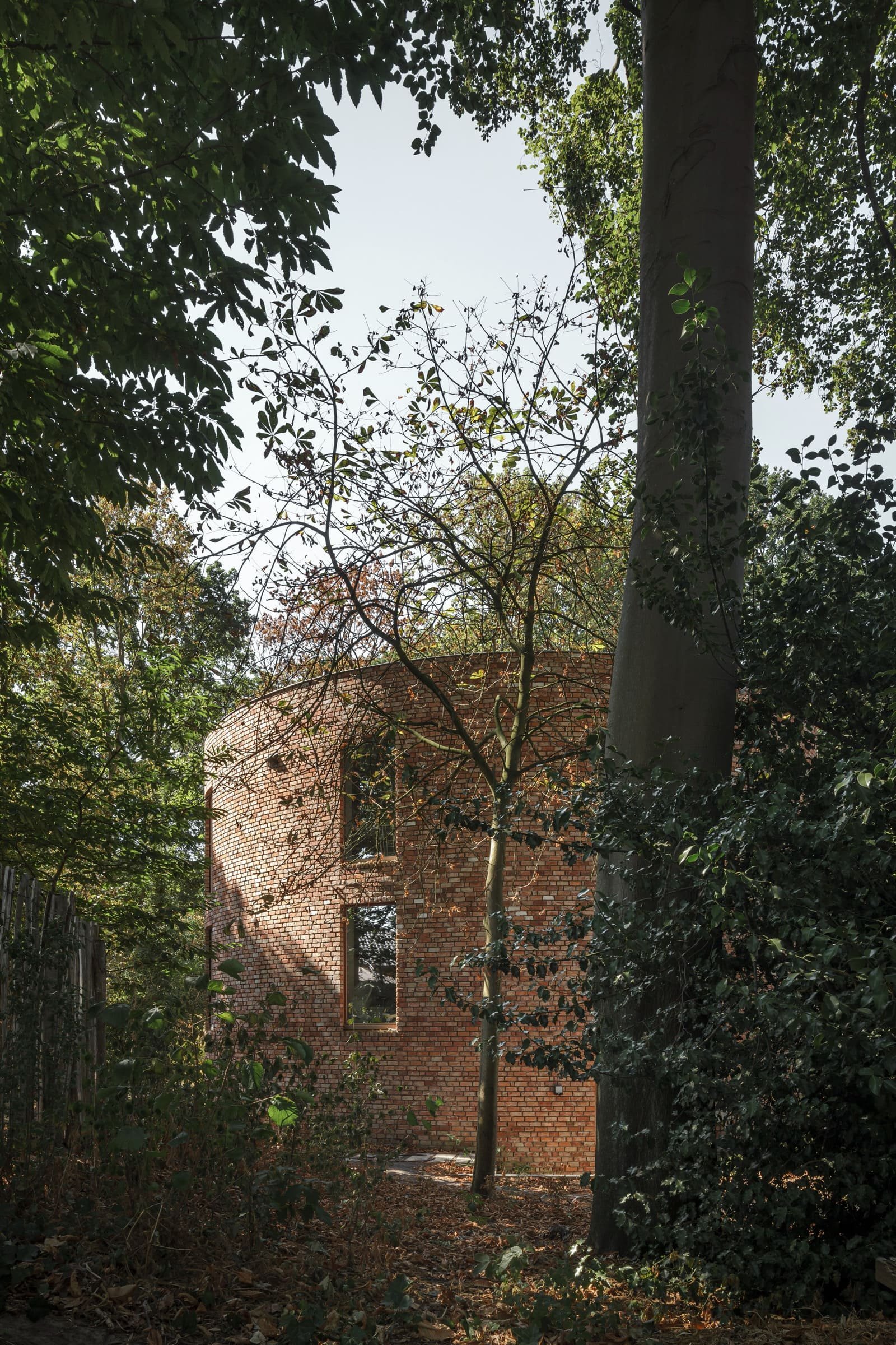 Dům v Belgii z recyklovaných cihel