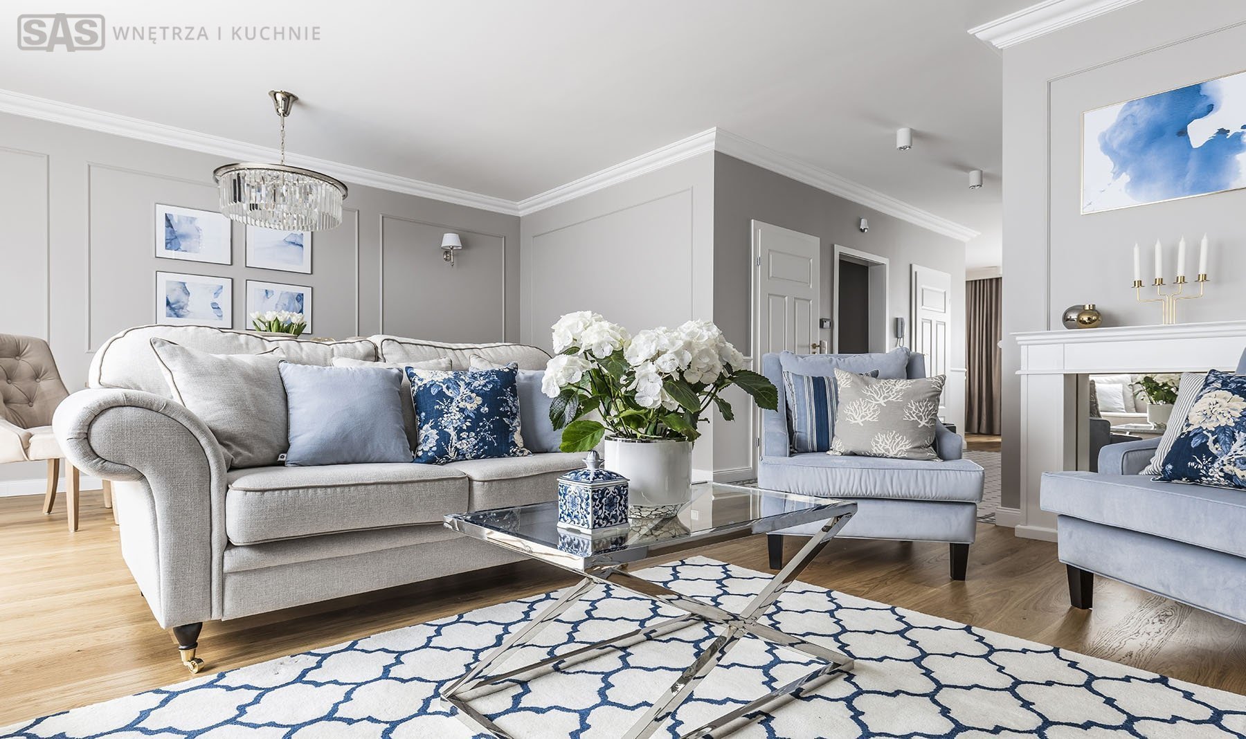 Elegantní kuchyně v šedé barvě