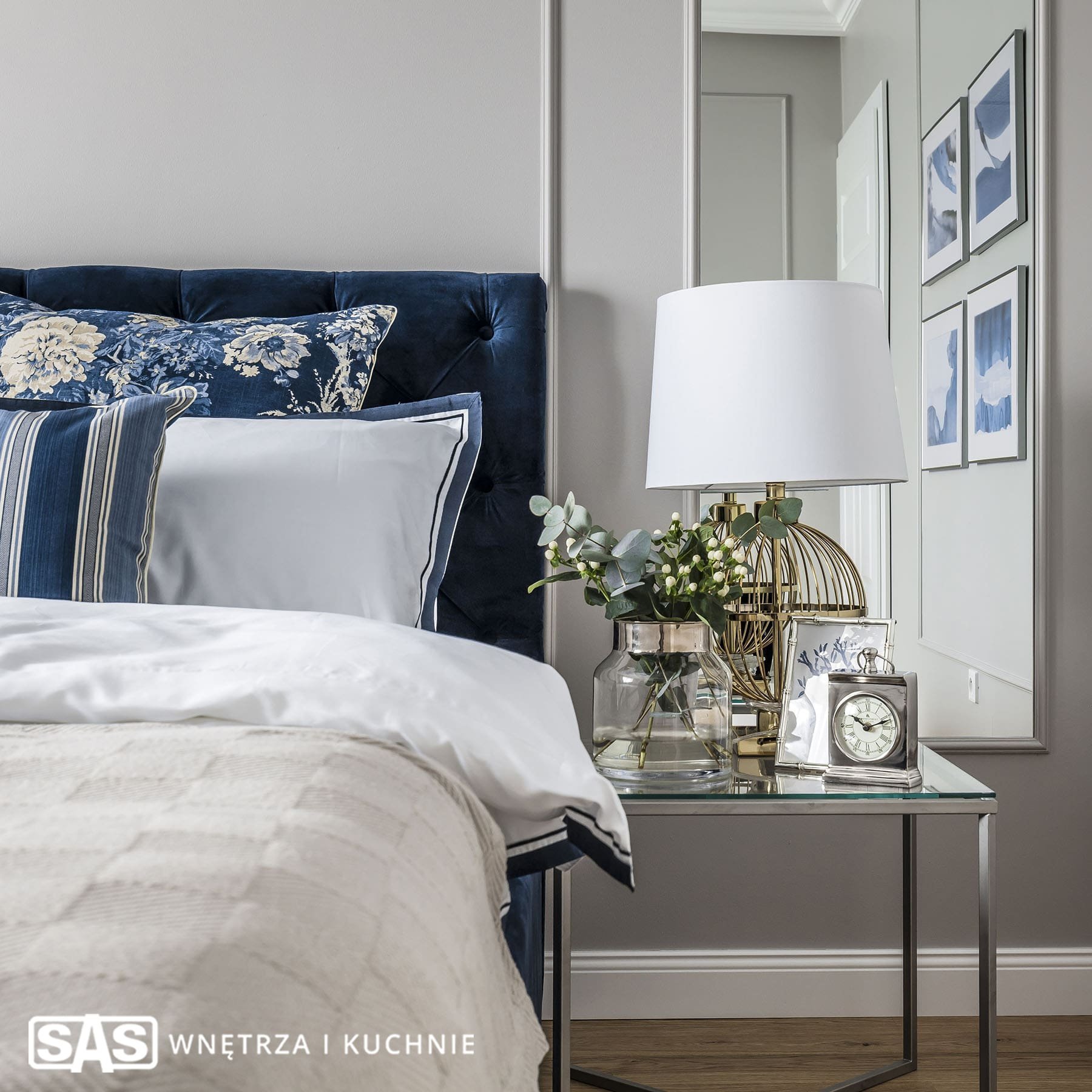 Elegantní kuchyně v šedé barvě