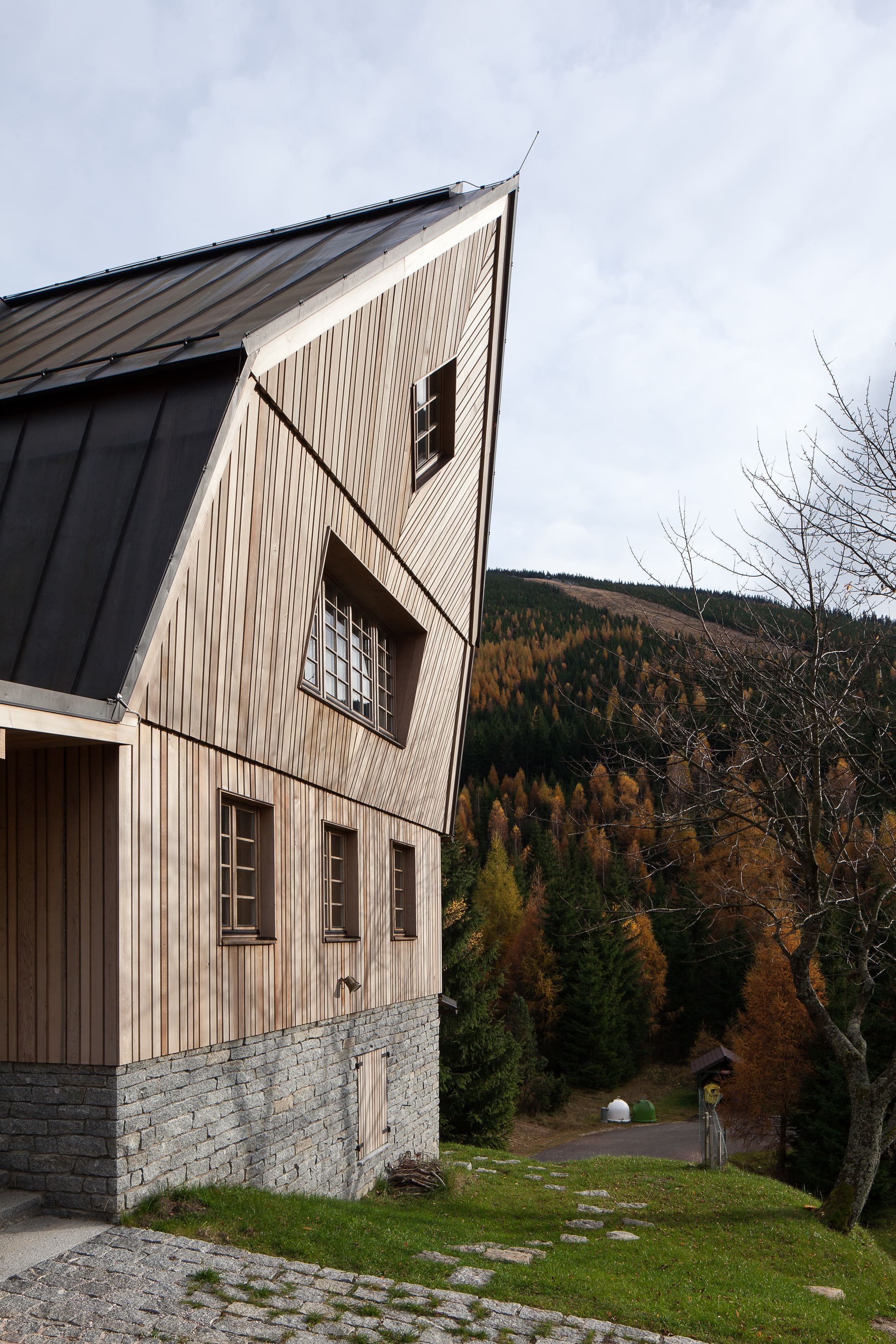 Horská chata jako odkaz tradiční krkonošské architektury