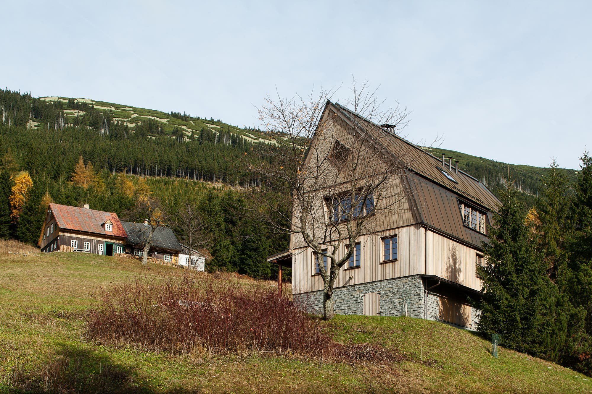 Horská chata jako odkaz tradiční krkonošské architektury