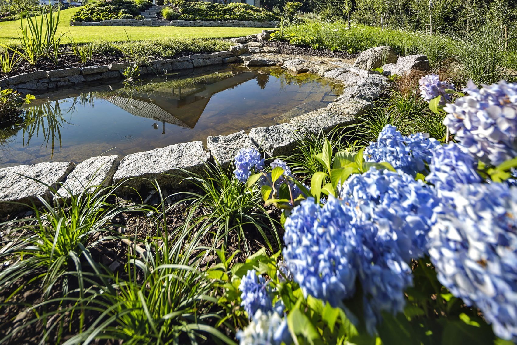 Japonská zahrada s dešťovým jezírkem