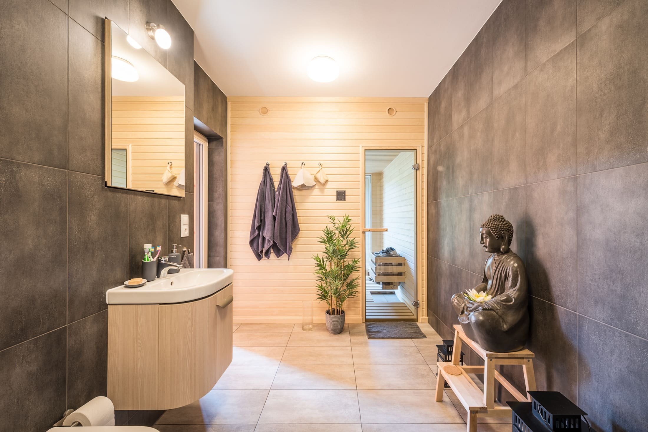 Jednoduchý víkendový dům Bernau