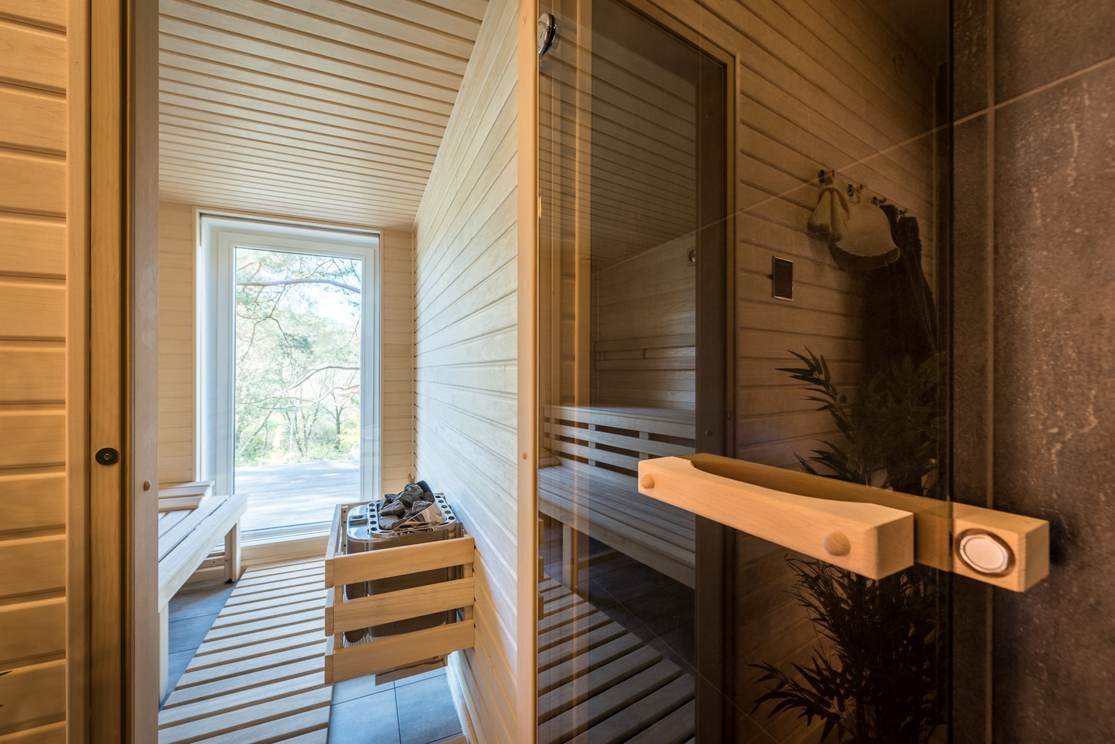 Jednoduchý víkendový dům Bernau