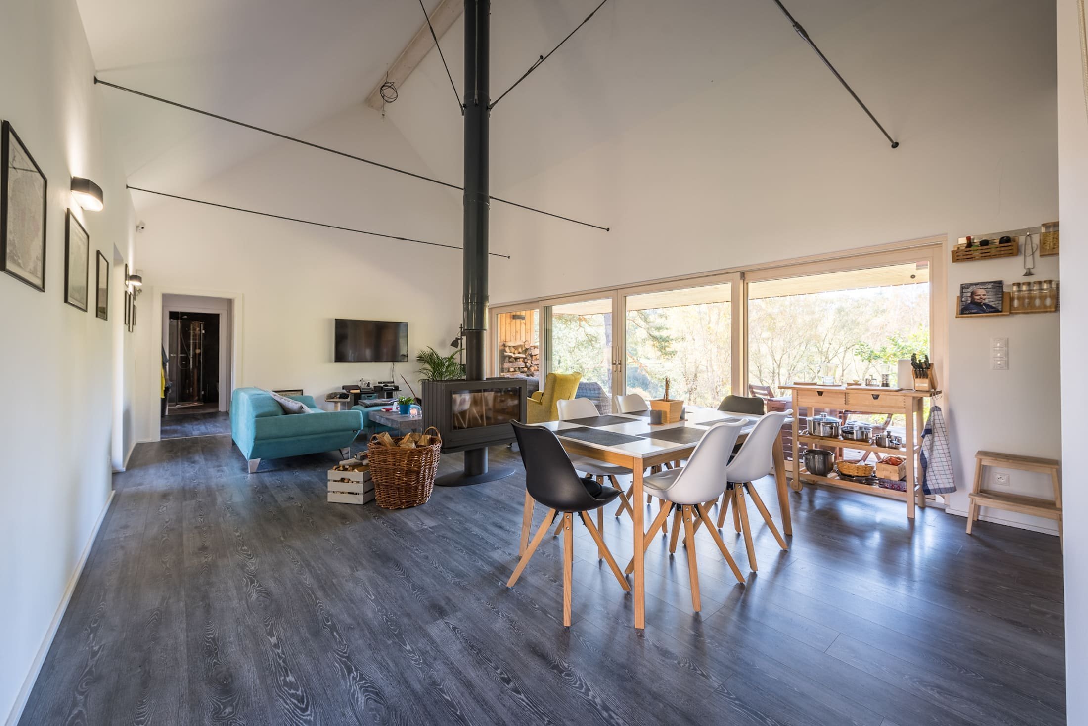 Jednoduchý víkendový dům Bernau